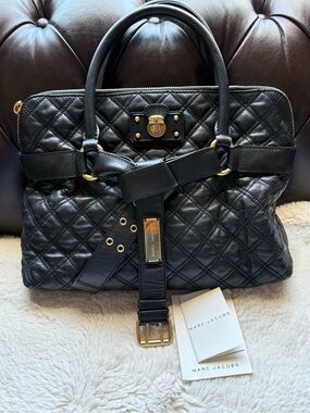Marc Jacobs Bruna Belted EUC Quilted Leather Satchel with Belt Detail